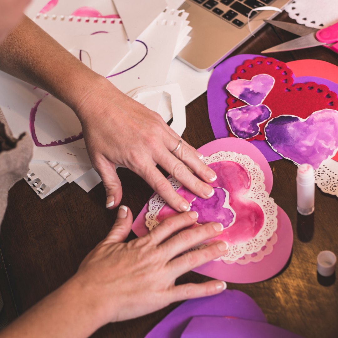 TALLER DE ARTESANÍAS Y OBJETOS DE DECORACIÓN